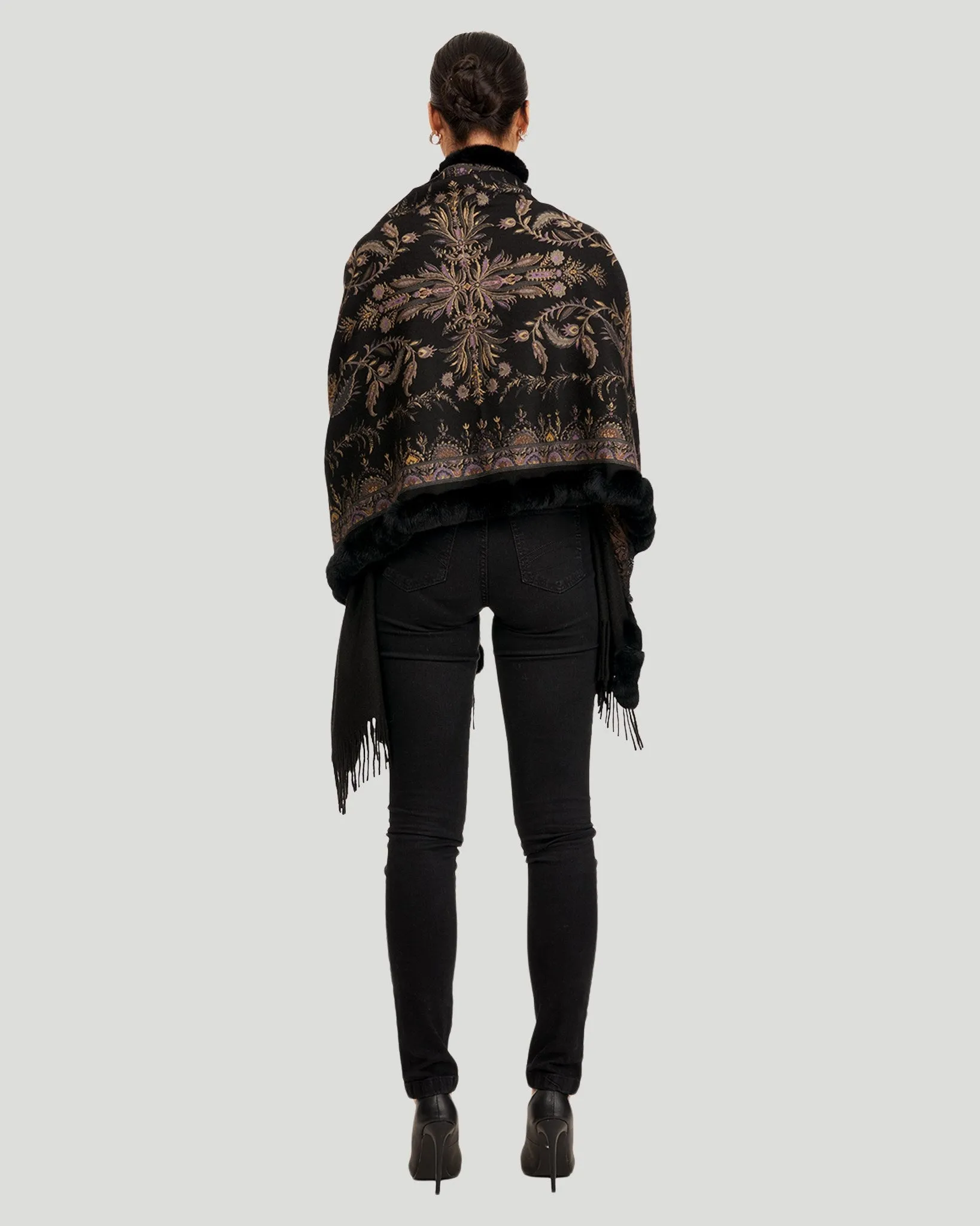 Double Face Cashmere Stole with Rex Rabbit Trim